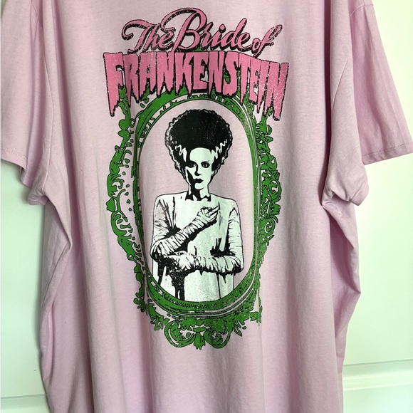 Gothic Bride Of Frankenstein Relaxed Shirt Pink & Green Soft Stretchy size 3X - Picture 3 of 5